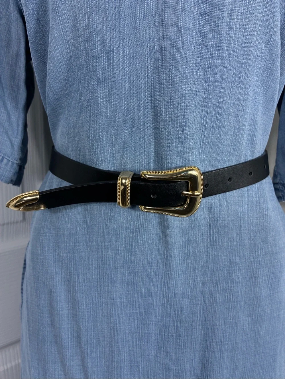 ZARA Womens belt 41” long black faux leather golden buckle